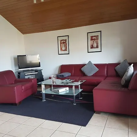 Holiday home Attractive Holiday In Eiffel With Play Area